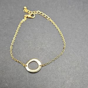 Women's Bracelet With Circle Design